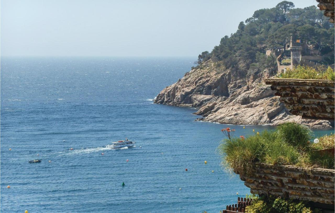 2 Bedroom Amazing Apartment In Tossa De Mar Eksteriør billede